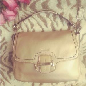 Sweet Coach Handbag/Crossbody